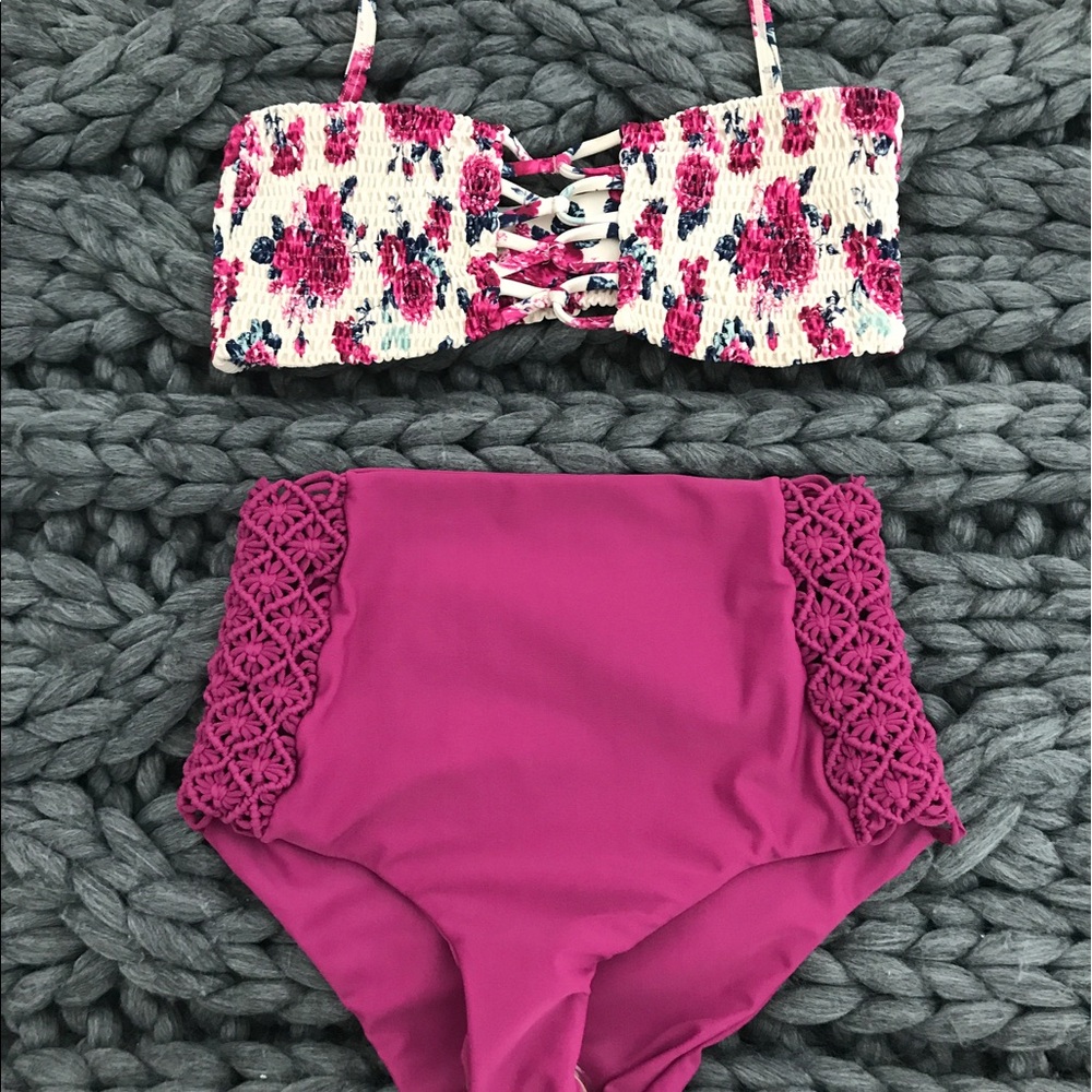 Tori Praver Bikini!!!! Full set